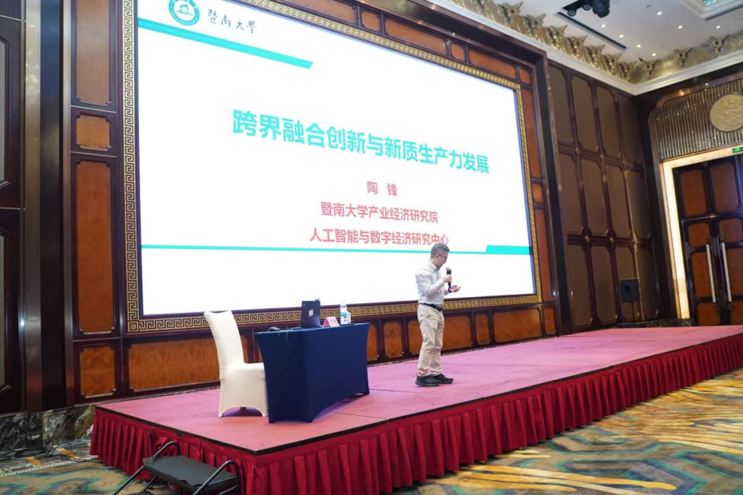 1762413736832671.png 640 (2).png